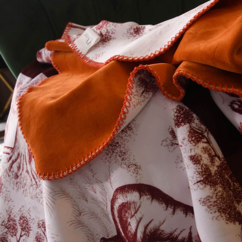 Dior 1.5x1.5m 1.5x2m 2x2.3m    (9)