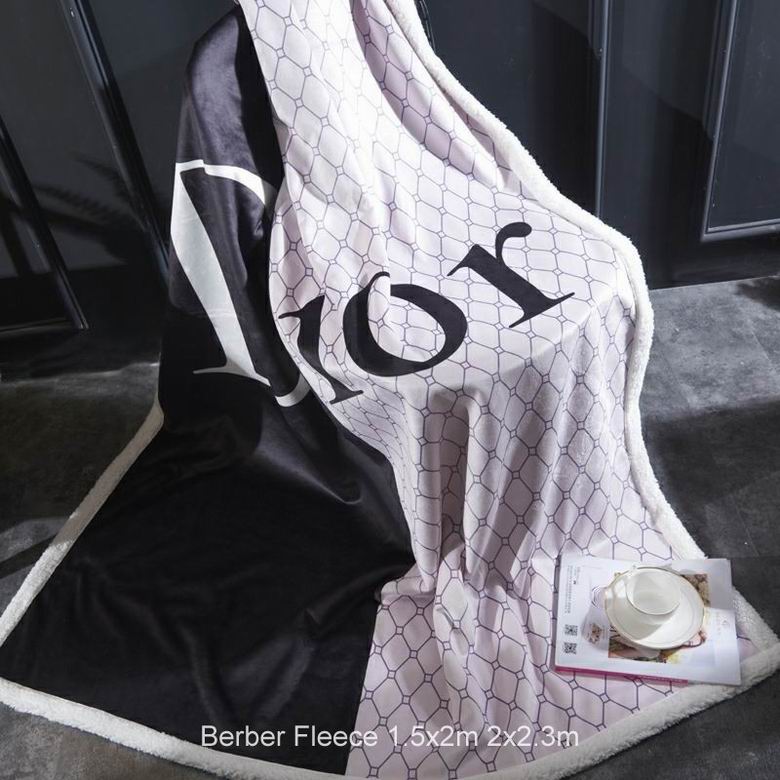 Dior 1.5x2m 2x2.3m n (5)