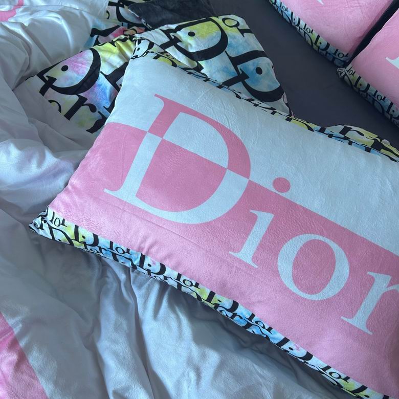 Dior 2.0x2.3m    (7)