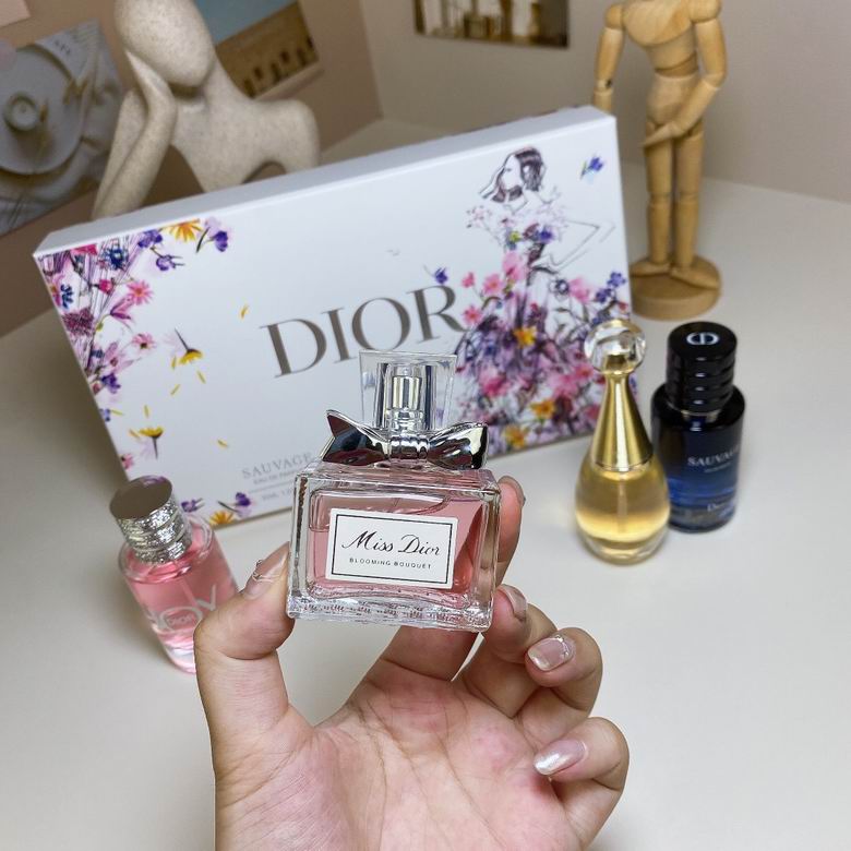 Dior 4x30ml    (5)