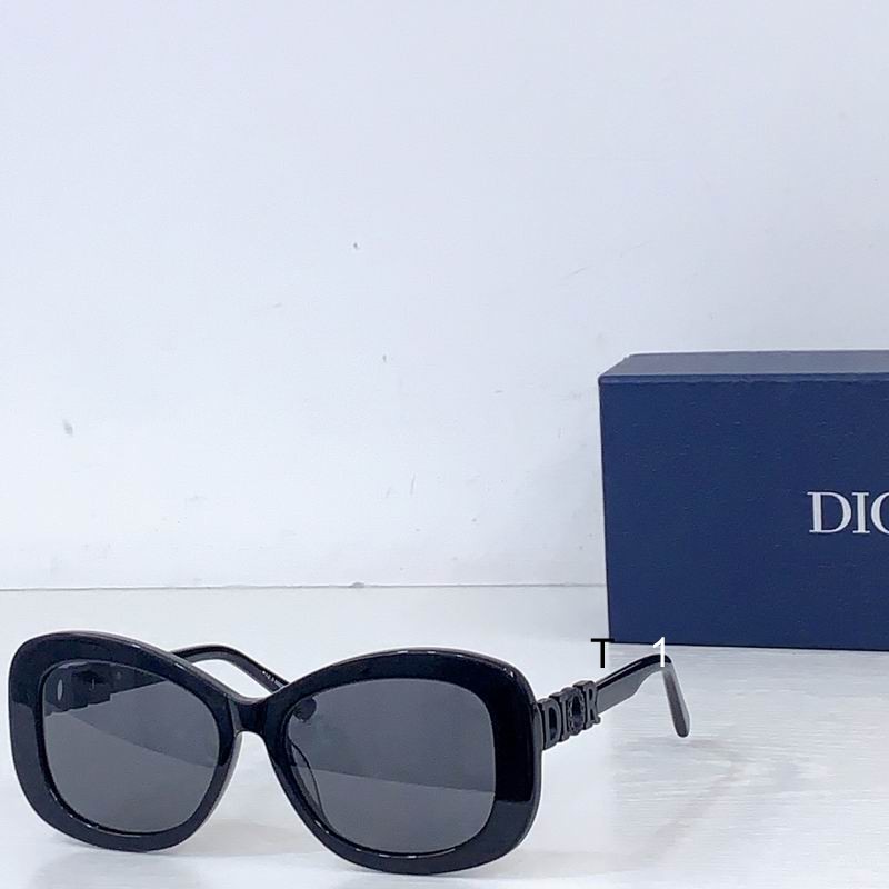 Dior 8605 56 17-145 b01