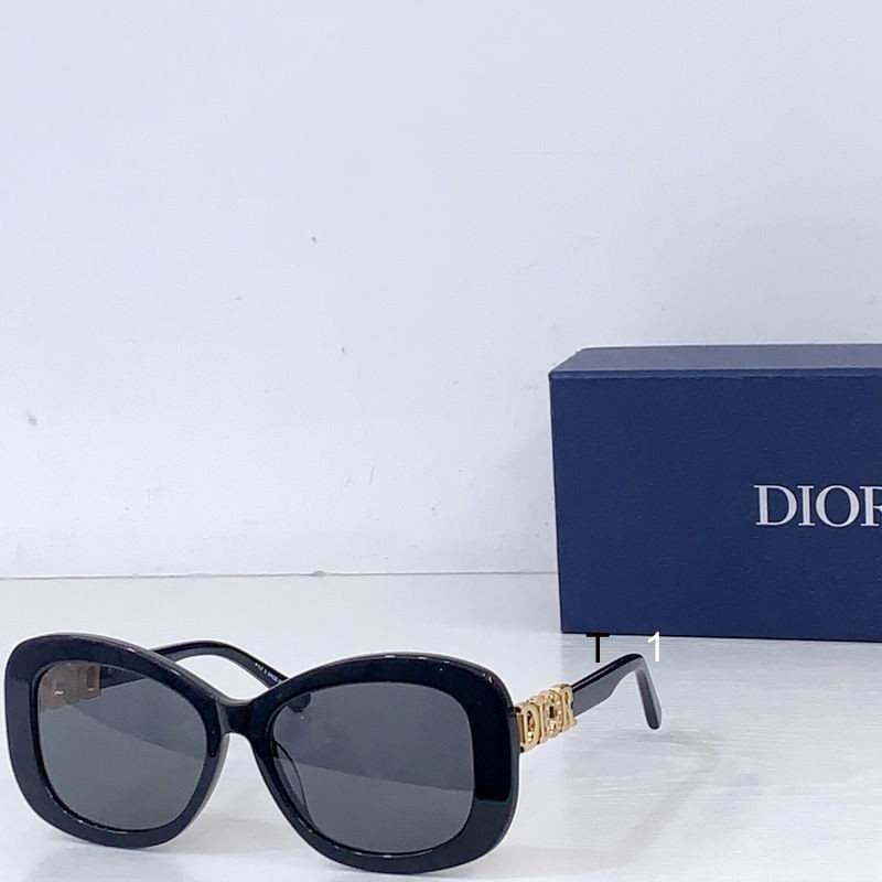 Dior 8605 56 17-145 b06