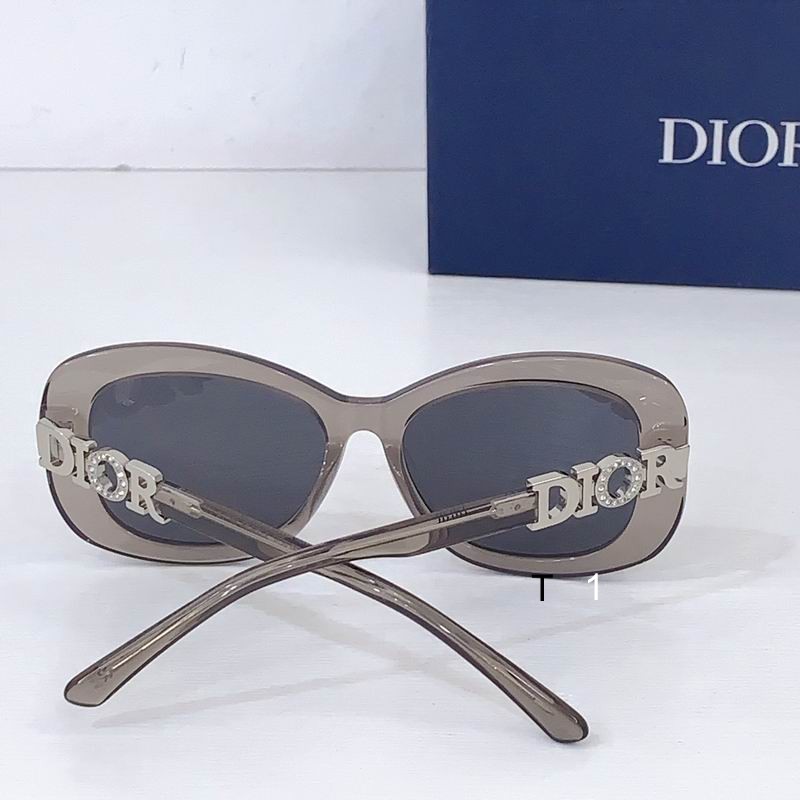 Dior 8605 56 17-145 b08
