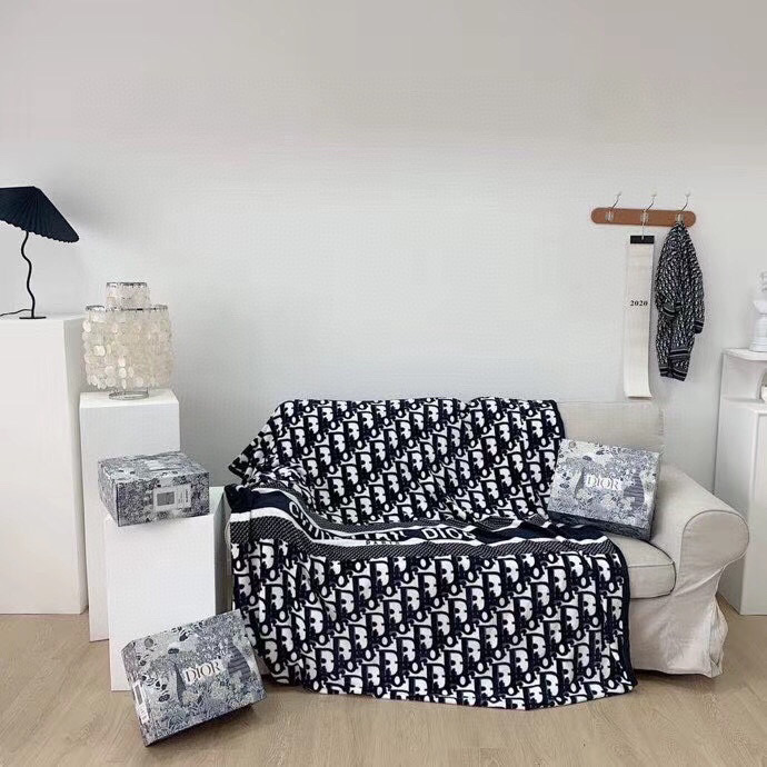Dior Blanket sz150X200CM 290g  (1)