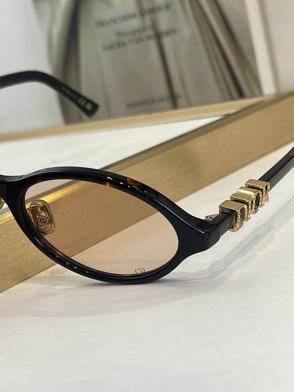 Dior Glasses smr (1042)