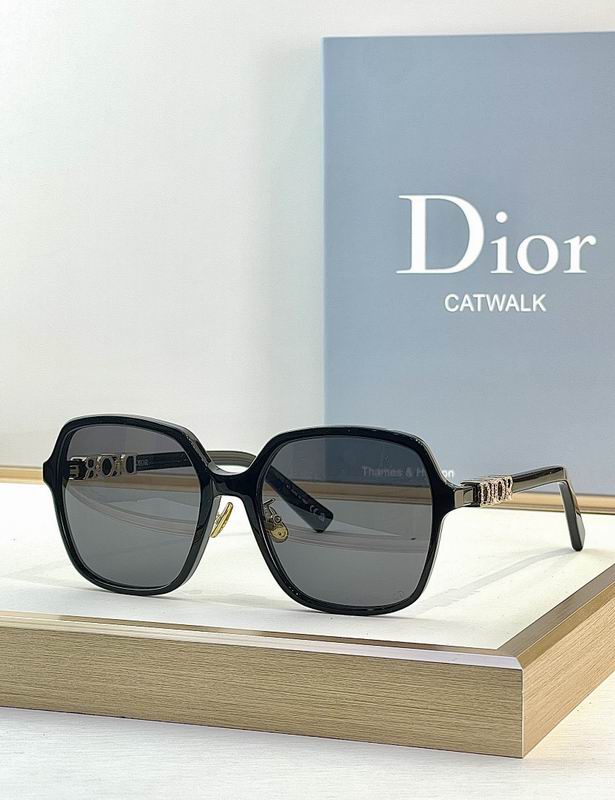 Dior Glasses smr (1132)