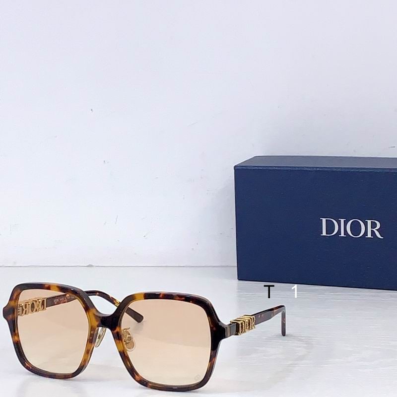 Dior S1I 55 18-145 a06