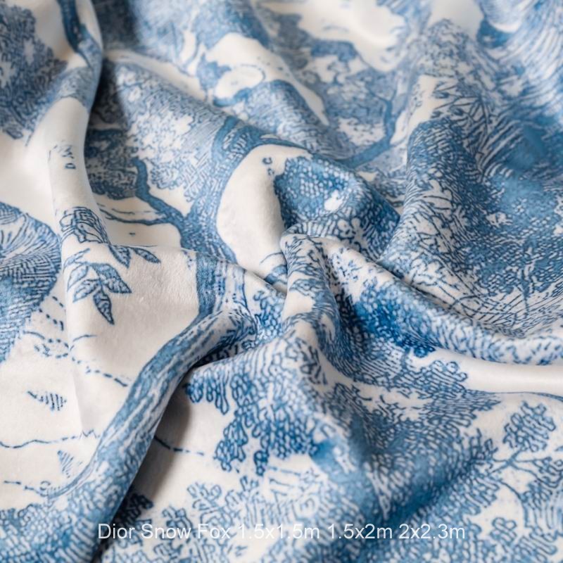Dior Snow Fox 1.5x1.5m 1.5x2m 2x2.3m  (6)