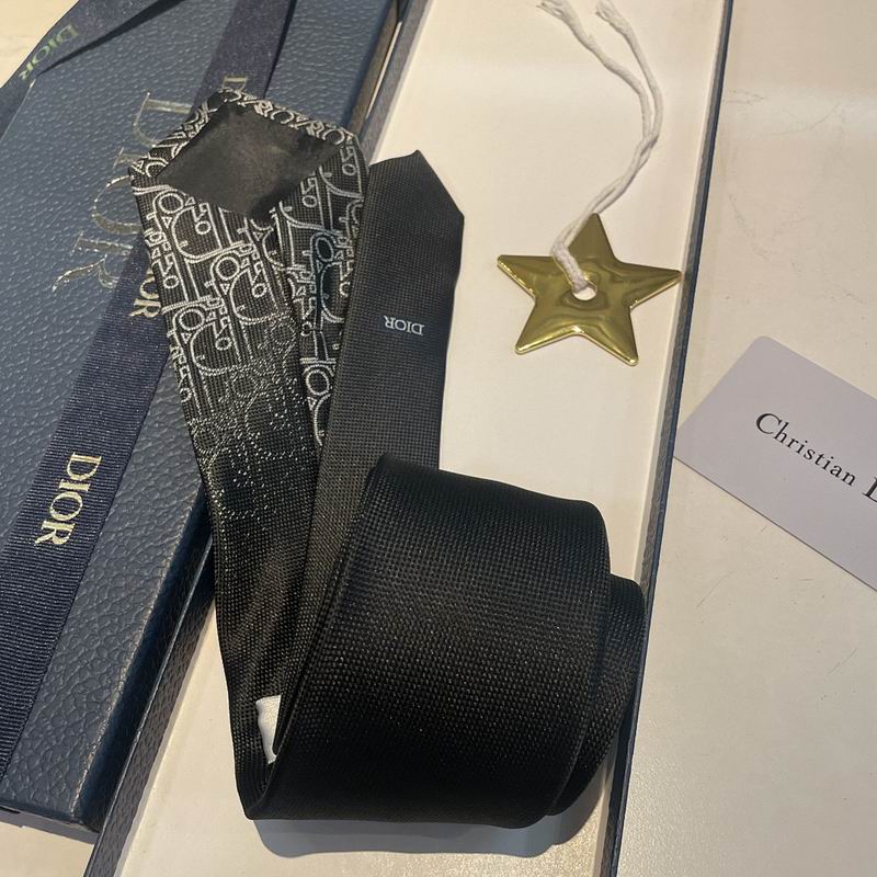 Dior Tie hm (2)