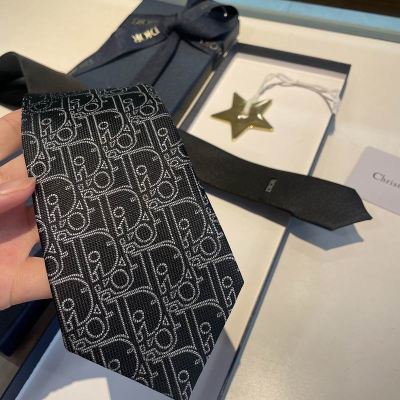 Dior Tie hm (5)