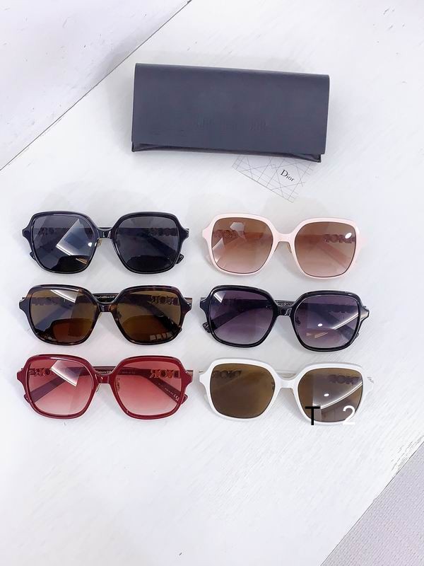 Dior Treasure S1F 56 18-145 b09