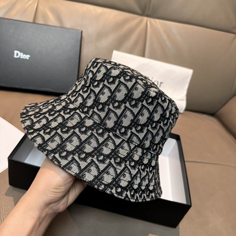 Dior hat dx (332)