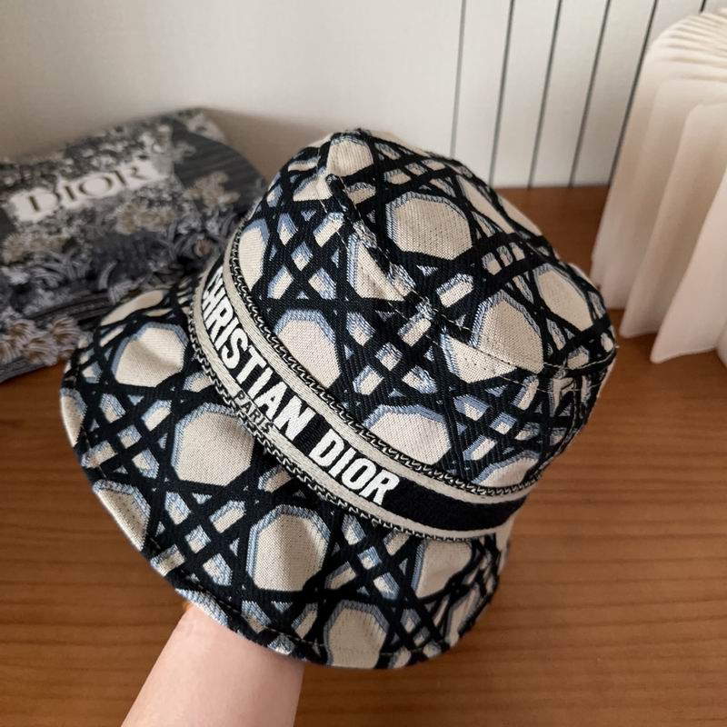 Dior hat dx (588)