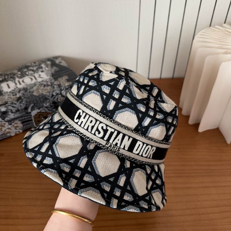 Dior hat dx (589)