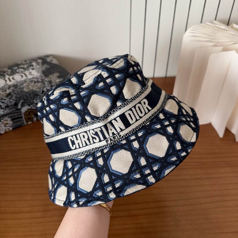Dior hat dx (599)