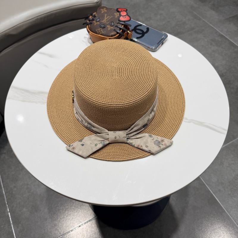 Dior top hat (1350)