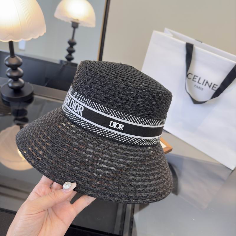 Dior top hat (413)