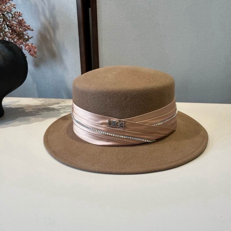 Dior top hat (440)