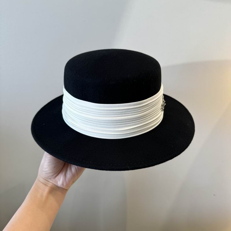 Dior top hat (455)