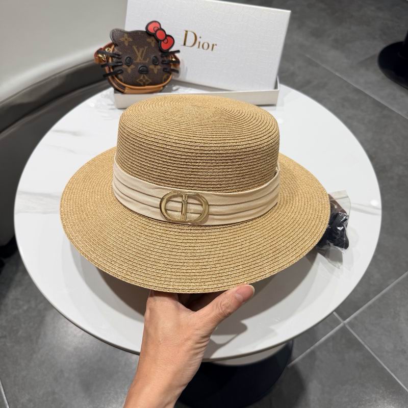 Dior top hat (709)