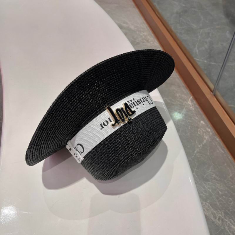 Dior top hat (817)