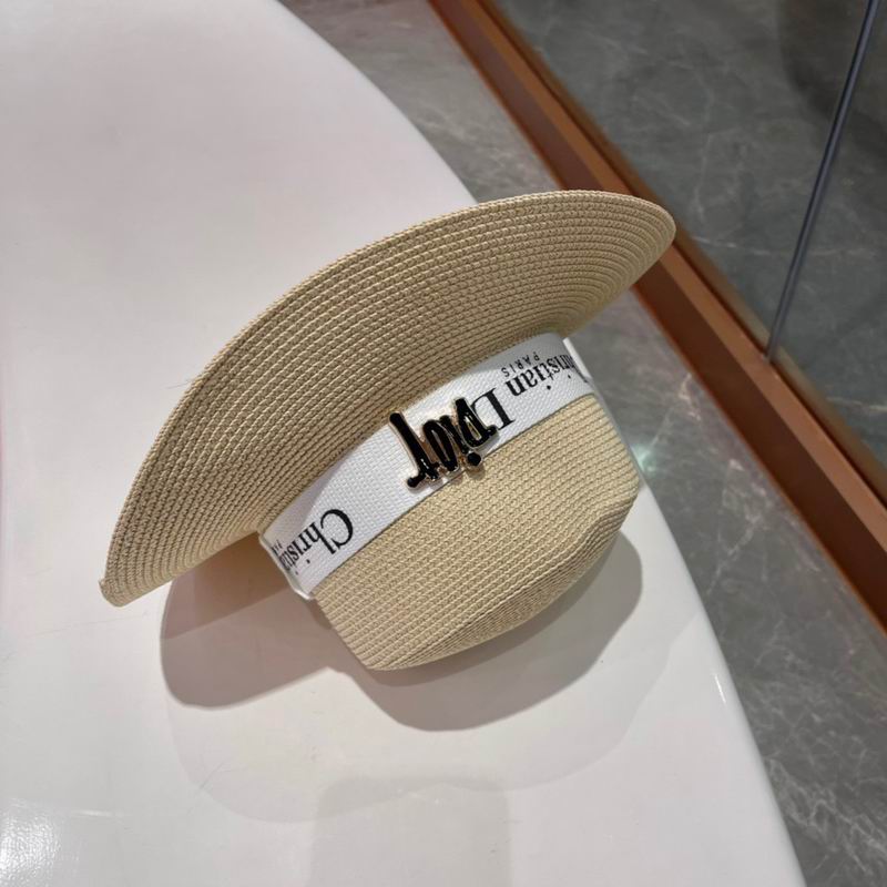 Dior top hat (838)