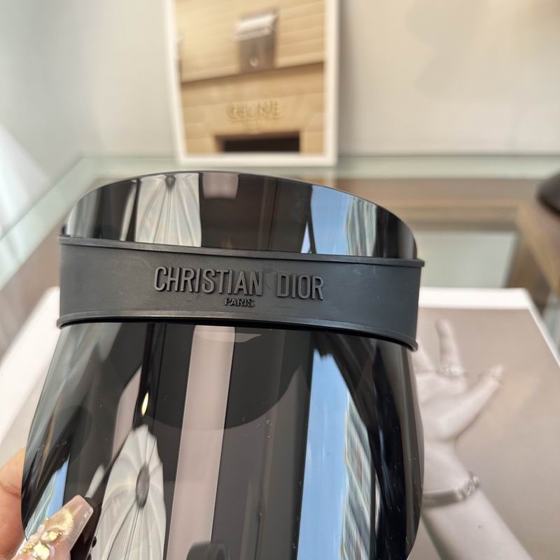Dior visor dx   (536)