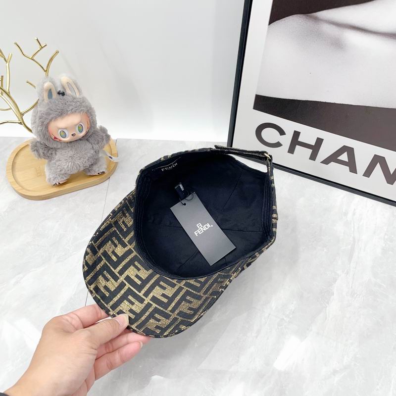 Fendi Cap dx (1316)