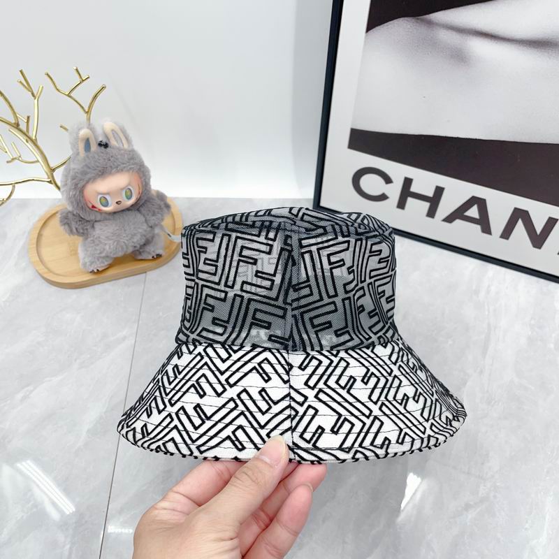 Fendi hat dx (4)