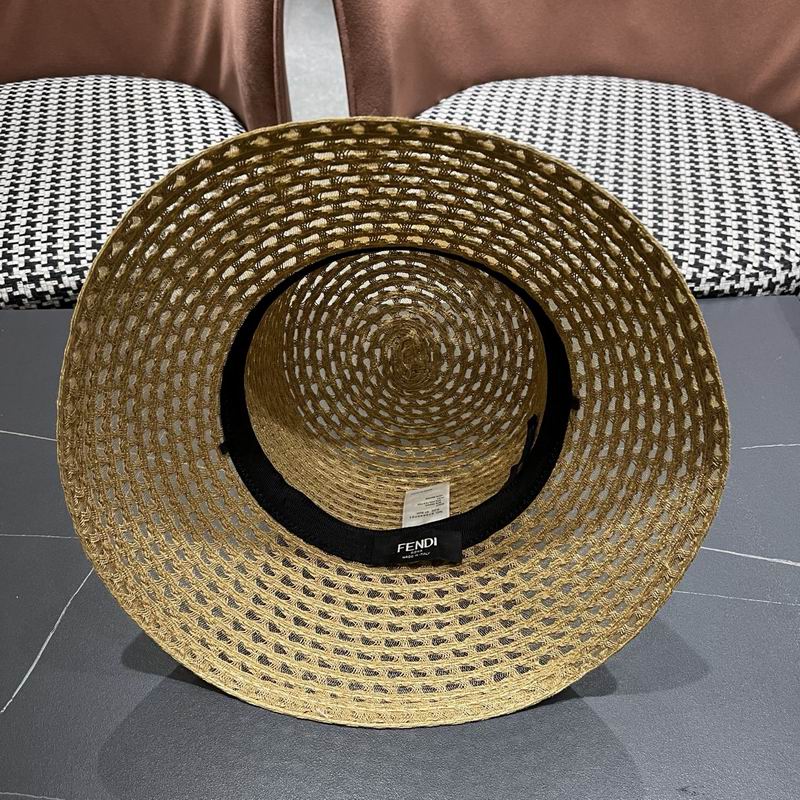 Fendi top hat (1539)