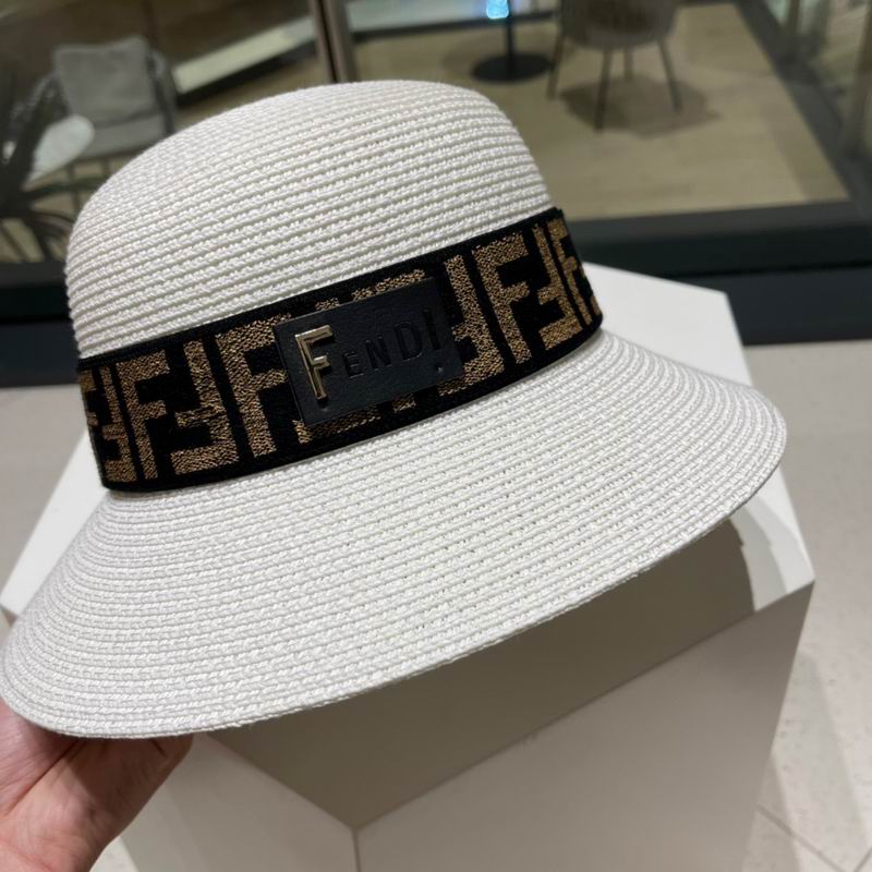 Fendi top hat (879)