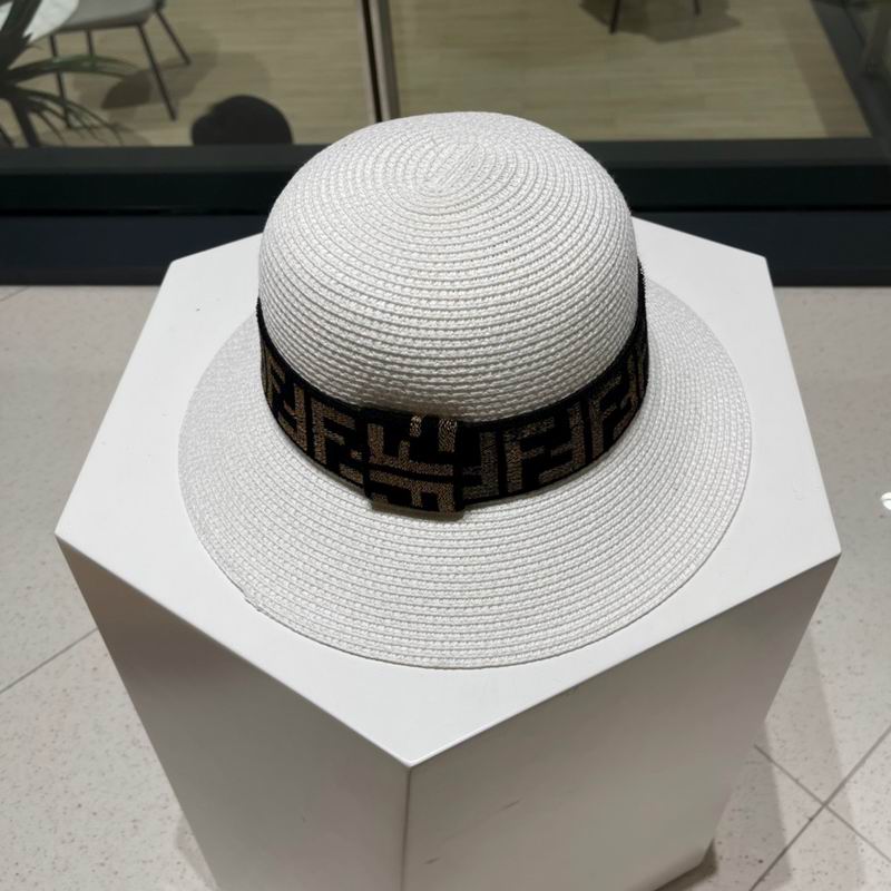 Fendi top hat (881)