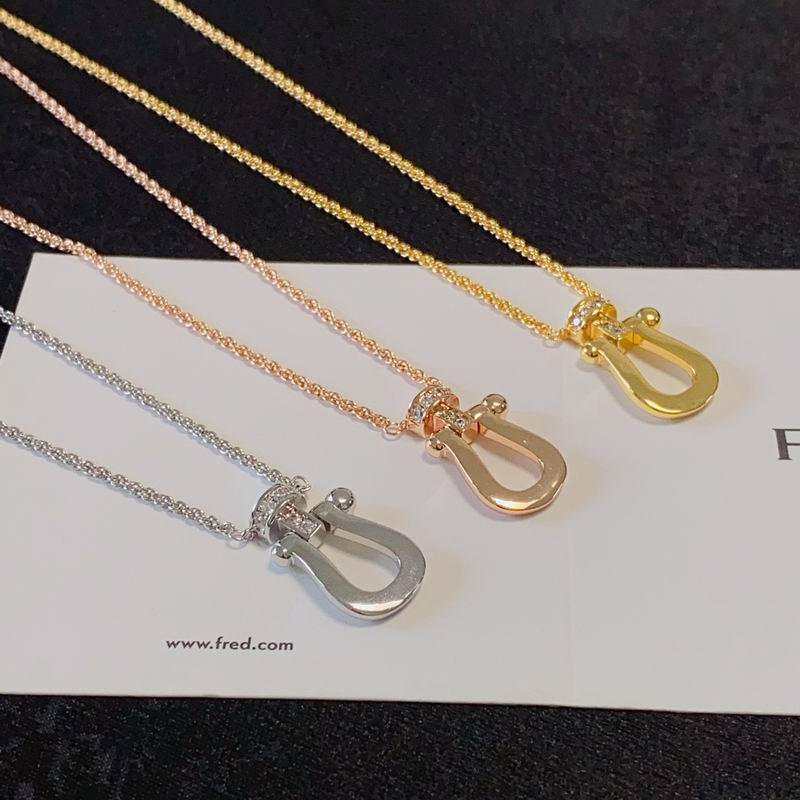 Fred Necklace lyr02 (1)