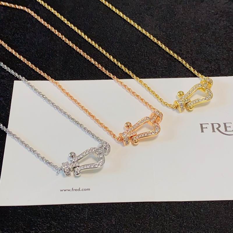 Fred Necklace lyr03 (1)