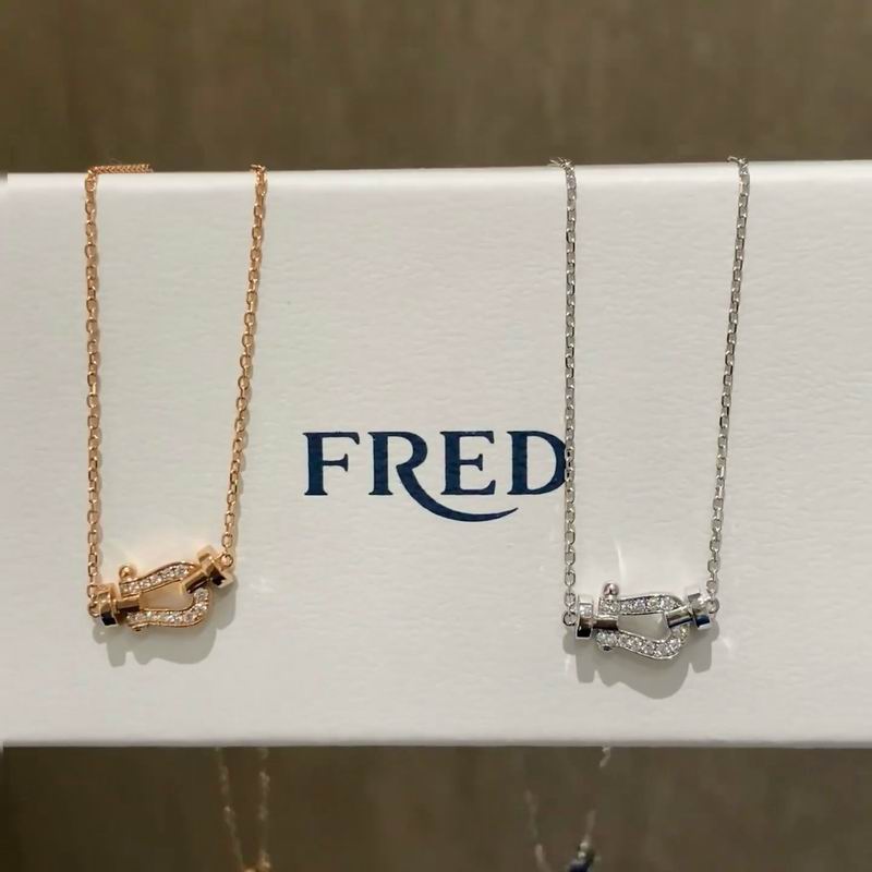 Fred Necklace lyr03 (11)