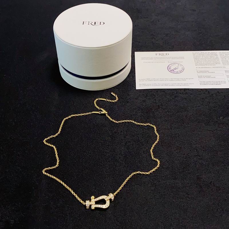 Fred Necklace lyr03 (7)