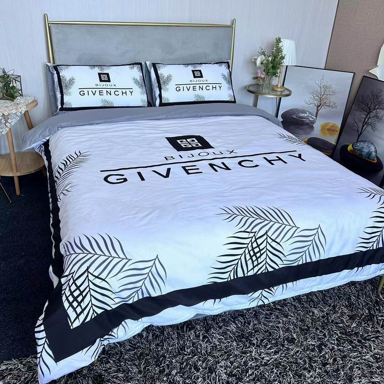 Givenchy 2.0x2.3m   (2)