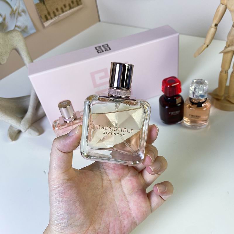Givenchy 30mlX4  (7)