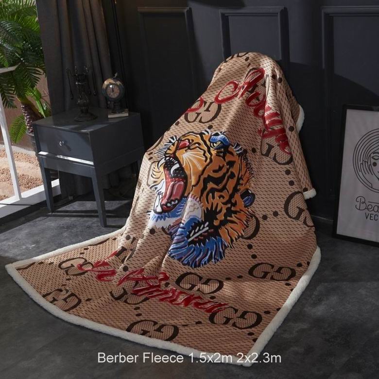 Gucci 1.5x2m 2x2.3m n (1)