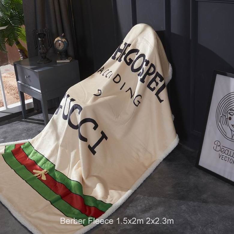 Gucci 1.5x2m 2x2.3m n (2)