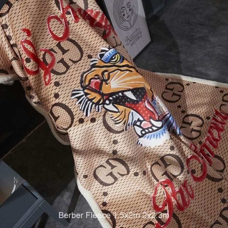 Gucci 1.5x2m 2x2.3m n (4)