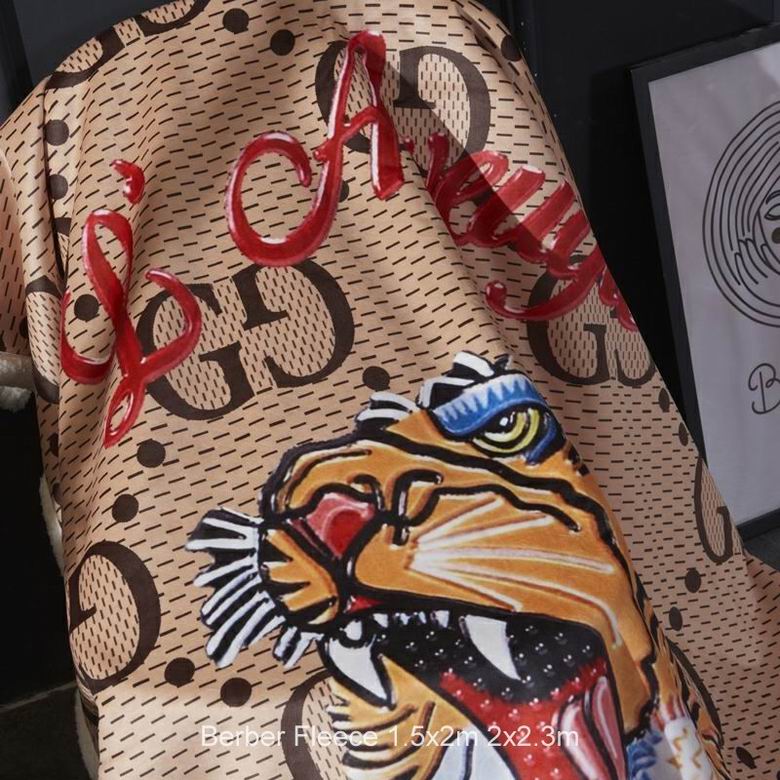 Gucci 1.5x2m 2x2.3m n (5)