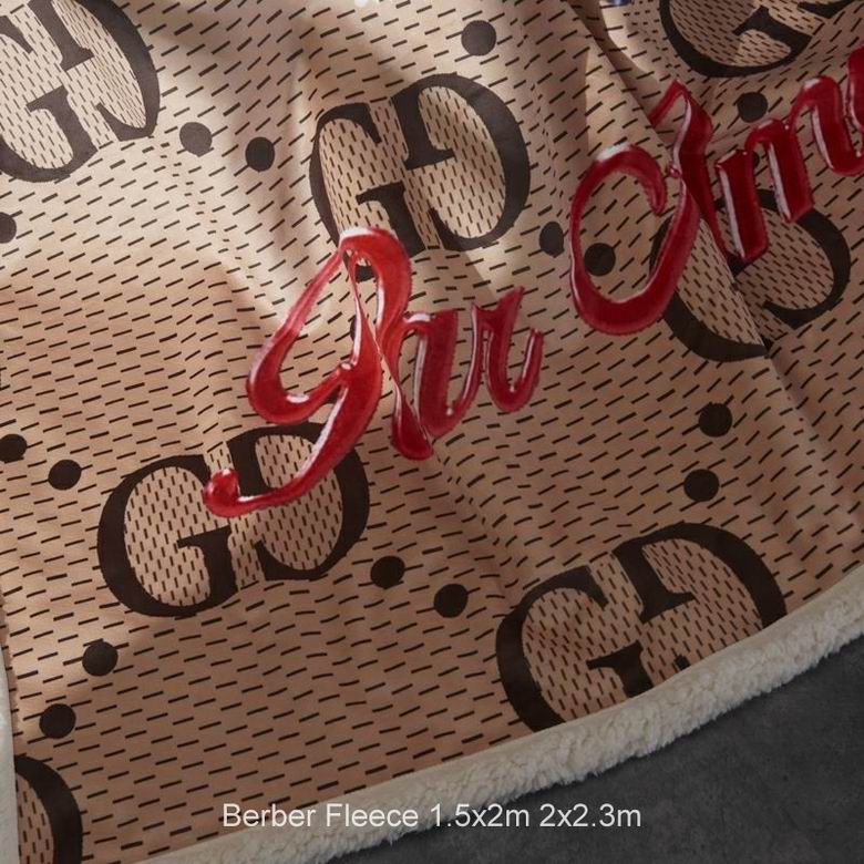 Gucci 1.5x2m 2x2.3m n (6)