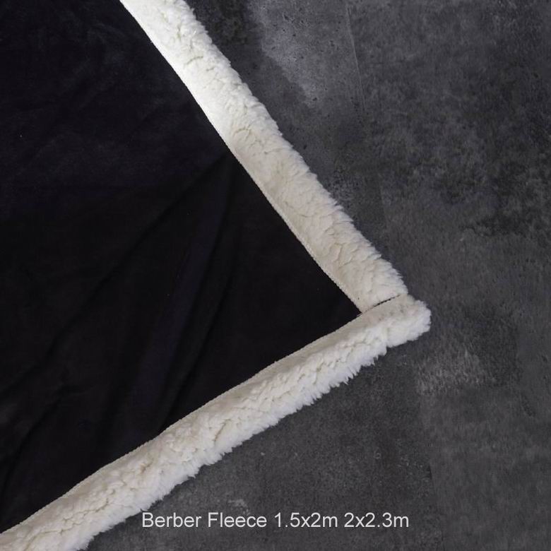 Gucci 1.5x2m 2x2.3m n (7)