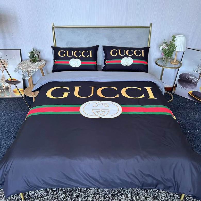 Gucci 2.0x2.3m   (1)