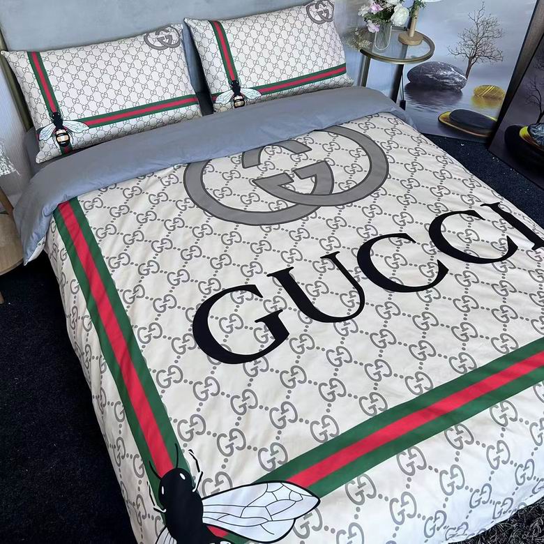 Gucci 2.0x2.3m   (1)