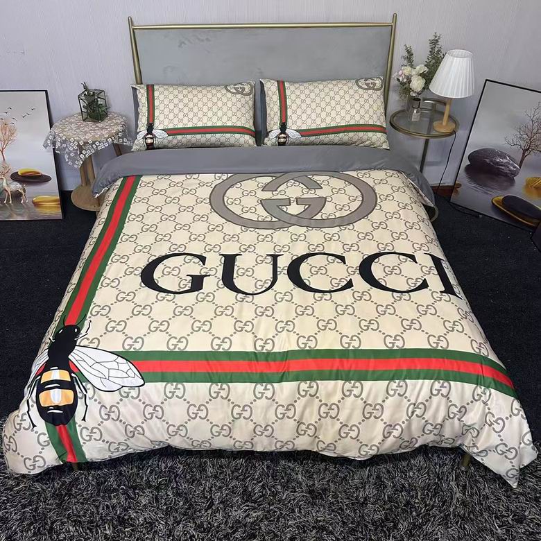 Gucci 2.0x2.3m   (1)