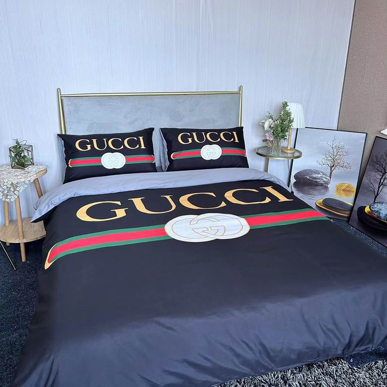 Gucci 2.0x2.3m   (2)