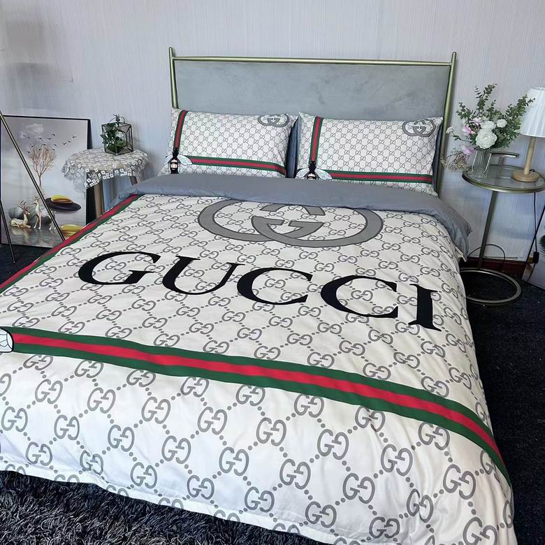 Gucci 2.0x2.3m   (2)