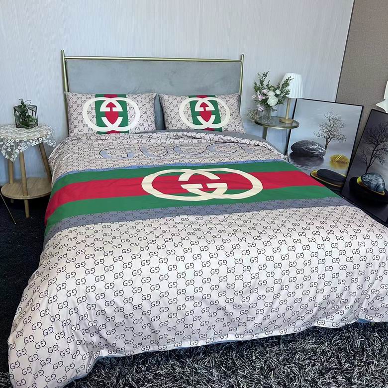 Gucci 2.0x2.3m   (2)